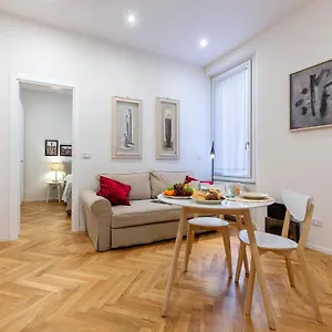 https://bologna-piazza-del-nettuno-apartment.emilia-romagnahotels.net